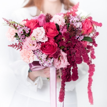 Букет из красных амарантусов