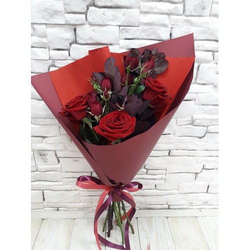 Купить на заказ Букет из 3 красных роз с доставкой в Костанае