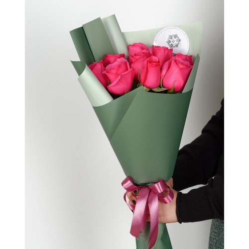 Купить на заказ Букет из 7 розовых роз с доставкой в Костанае
