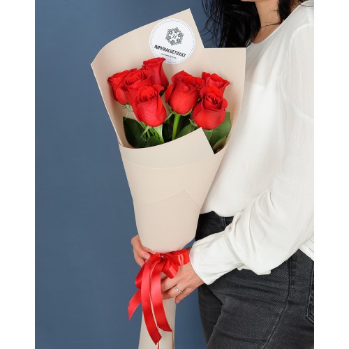Купить на заказ Букет из 7 роз с доставкой в Костанае