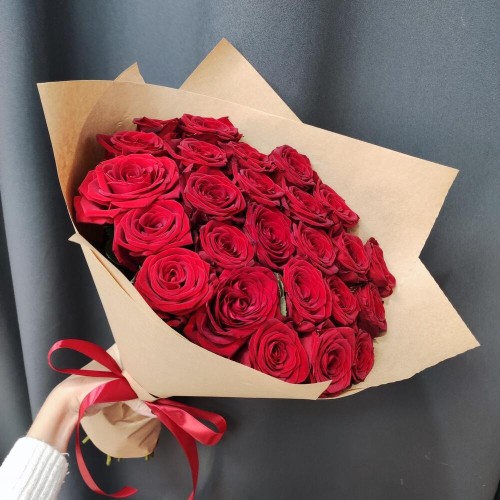 Купить на заказ Букет из 25 красных роз с доставкой в Костанае