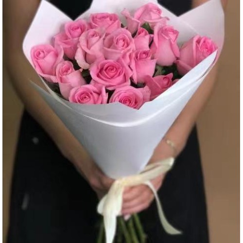 Купить на заказ 15 розовых роз с доставкой в Костанае